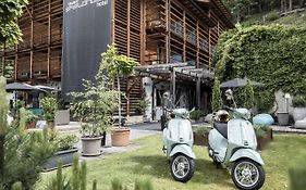 Alpstay - Smart Hotel Saslong